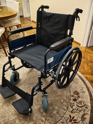 scaun persoana cu dizabilități  - imagine 5