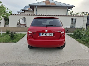 Skoda Fabia 2010 -Provenienta Porsche Ro-Economica 1200-benz Euro 4.Pret 2200 Euro  Nr km 150000 - imagine 2