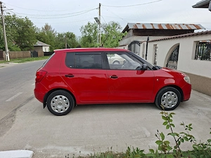Skoda Fabia 2010 -Provenienta Porsche Ro-Economica 1200-benz Euro 4.Pret 2200 Euro  Nr km 150000 - imagine 3