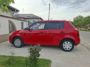 Skoda Fabia 2010 -Provenienta Porsche Ro-Economica 1200-benz Euro 4.Pret 2200 Euro  Nr km 150000 - imagine 4