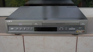 SONY SLV-D900E combo dvd player- video recorder vcr vhs 6 head stereo