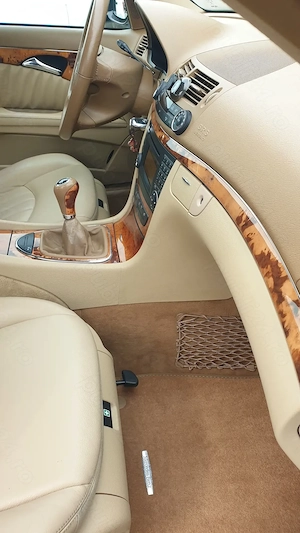 Mercedes E 220 Elegance 170cp - imagine 6