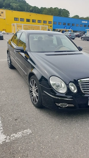 Mercedes E 220 Elegance 170cp - imagine 5