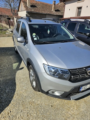 Dacia Sandero Stepway 1.5 dci 90 cp  - imagine 4