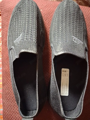 pantofi de vară mărimea 44 noi -60 RON
