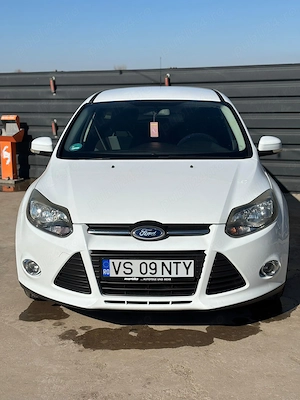 Vând Ford focus urgent!!! - imagine 2