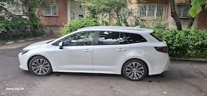 De vânzare Toyota corolla hybrid break 2022. Mașină personală cumpărată acum un an la 4000 km  - imagine 3