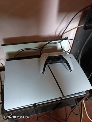 Consola PlayStation 5 slim digital edition (PS5) cu o capacitate de stocare de 825GB 