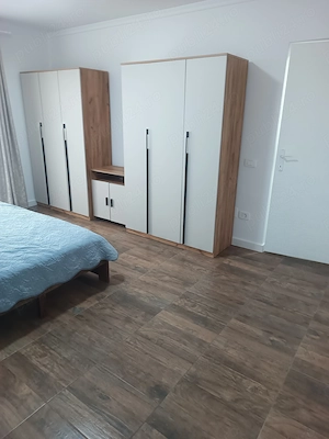 Vând apartament 45 mp utili cu parcare