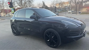 Porsche Cayenne  - imagine 3