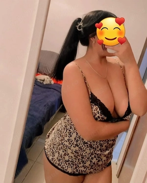 Partty girl nouă în oras
