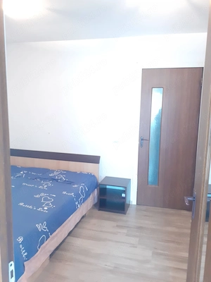 Închiriez garsonieră Lăpuș, 250 E
