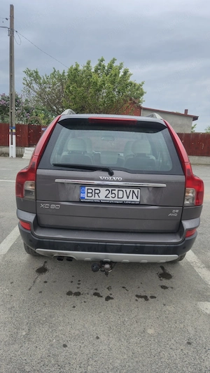 Volvo Xc90 2.4 AWD - imagine 4