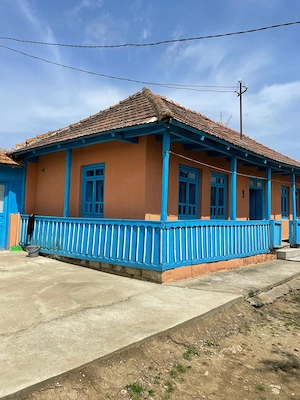 Vand casa batraneasca locuibila - Bacu, Ipatele, Iasi