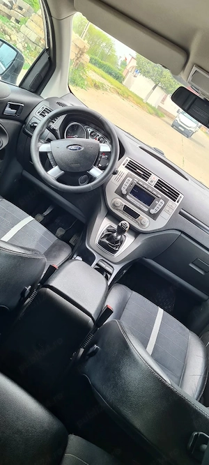 Ford Kuga  - imagine 5