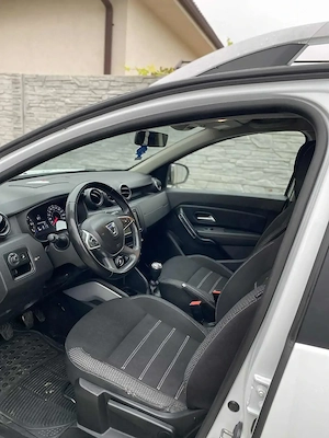 Dacia Duster 2019.1.5.Tci. - imagine 9