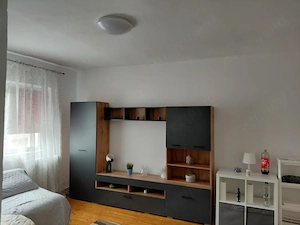 Garsoniera de închiriat, str. Calea Moldovei ,etaj 3 - imagine 6