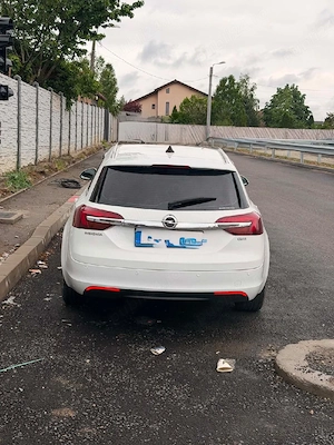 Opel Insignia Tourer - imagine 3
