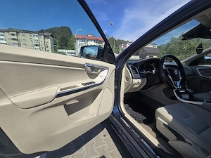 Unic proprietar! Vând Volvo XC60  - imagine 8