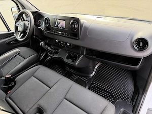 Mercedes-Benz Sprinter 316 CDI Bluetec 163 CP An 2020 - imagine 5