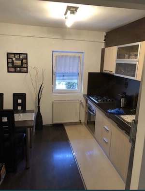 Inchiriez ap 3 camere  - imagine 3