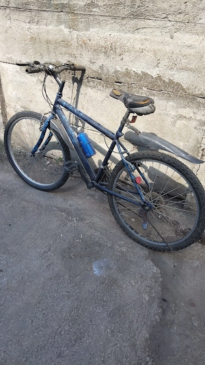 Vând 2 biciclete