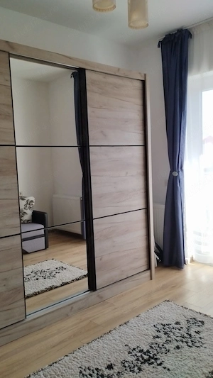 VÂND: Apartament 2 camere  terasa 11mp,  Bella Vista, Tractorul (Brașov) , sudic, proprietar - imagine 4