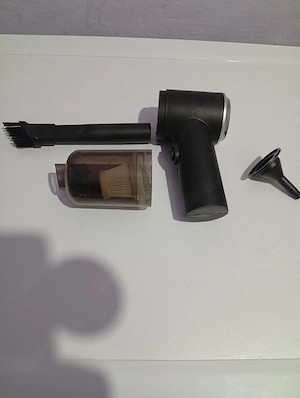 vind aspirator mini auto