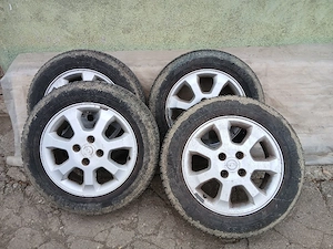 4 Jante cu cauciucuri Opel 185 65 R15 aproape noi