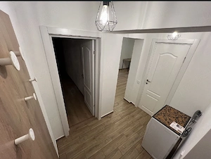 Inchiriez Apartament 3 camere Lacul lui Binder Zona Buna  Tineretului