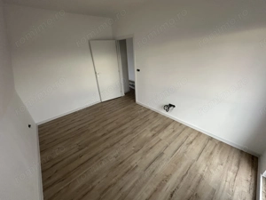 Apartament 2 camere la Mansarda zona Bucovinei - imagine 4