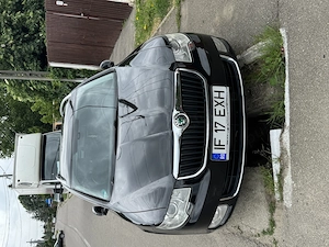 Vînd skoda superb super mașină merită văzută - imagine 6