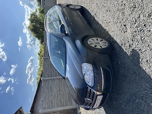VW Golf 5 1.9 TDI 105 cai 2009 - imagine 2