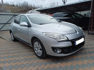 Megane3 1.5 dci Euro 5 model 2013 - imagine 4