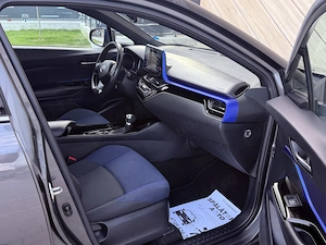 Toyota C-HR Hybrid 1.8 - imagine 16