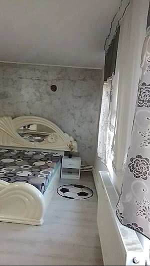 Casă de vânzare mobilată și utilată, cu interior renovat in anul 2025 - imagine 9