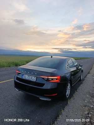 Skoda superb 2022 - imagine 8