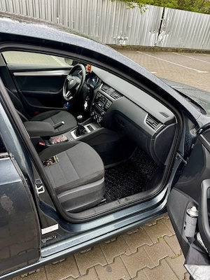 Skoda Octavia 3 1.6TDI 110CP  - imagine 10