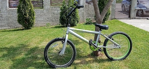 Vand bicicleta pe 20"
