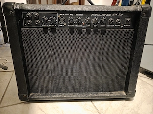 Amplificator MVK 200 chitara bass 40W