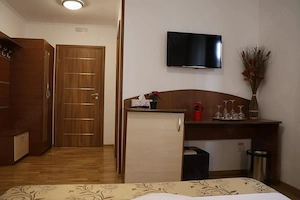 Pensiune de Vanzare in Sinaia - Casa Tibi - imagine 2