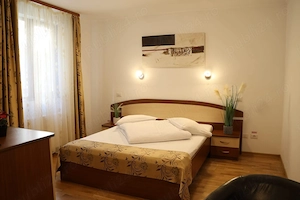 Pensiune de Vanzare in Sinaia - Casa Tibi - imagine 4