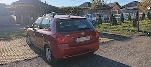 KIA 'ceed se vinde.Este din 2007 - imagine 4