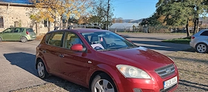 KIA 'ceed se vinde.Este din 2007 - imagine 2