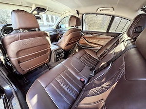 BMW Seria 5  530e iPerformance G30 - imagine 3