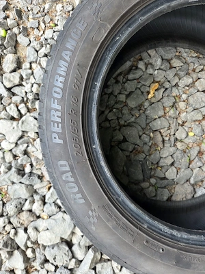 Vand 4 cauciucuri de vara 205 55 R16 - imagine 4
