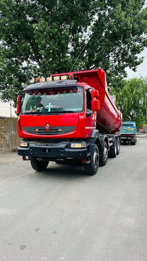 Renault Kerax 8x4 420dCI - imagine 4
