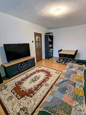 Vand apartament 4 camere decomandate ultracentral Suceava - imagine 6