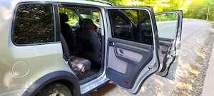 VW Cross Touran 2009 2.0 TDI 140 CP BMM   Navi Android, revizie recentă, roți vară + iarnă - imagine 4