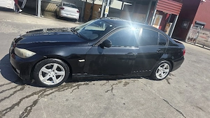 BMW 318i Automat 143CP Navi Xenon Încălzire Scaune Climatronic   Întreținut - imagine 8